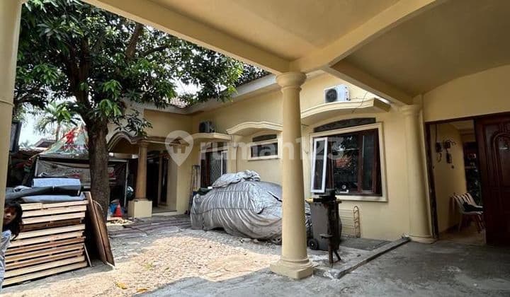 Rumah 1 lantai di area Kesehatan Bintaro Jakata Selatan