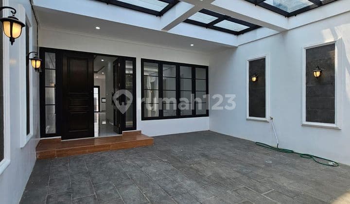 Rumah Brandnew American Classic Di Komplek Kesehatan Bintaro Jakarta Selatan