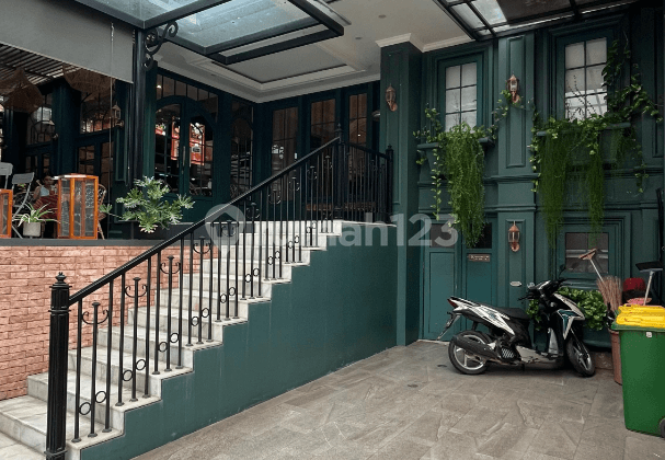 Rumah Mewah Siap Huni Dekat Senopati Kebayoran Baru Jakarta Selatan
