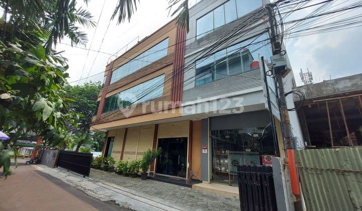 Ruko 3 lantai di Duren Tiga