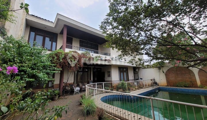 Rumah bagus di Villa Pejaten Mas dekat stasiun KA Pasar Minggu