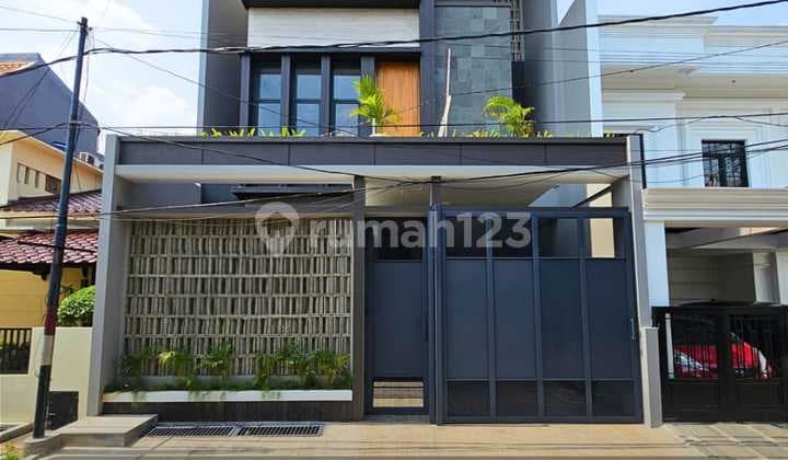 Rumah Baru Minimalis Pondok Indah
