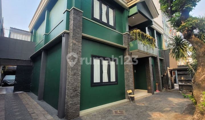 Rumah Megah Di Cipete Dekat Stasiun Mrt