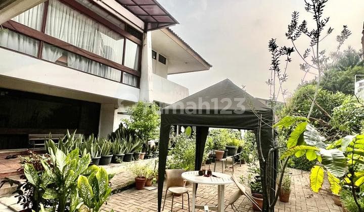 Rumah Mewah 2 Lantai Hitung Tanah 40x43 Di Senayan Jakarta