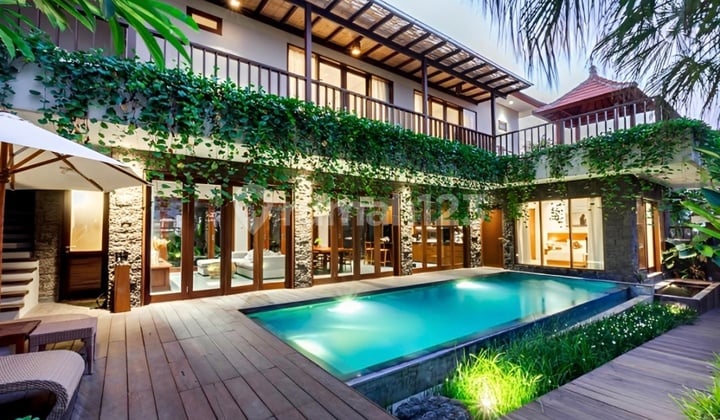 Villa Angan Gandeng Mewah 455M2 5Br 2Lt Full Furnished Siap Pakai di Bali