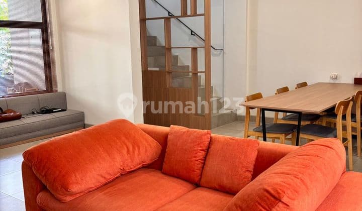 Rumah Furnished 7X12 3Kt Siap Huni di Tanakayu BSD