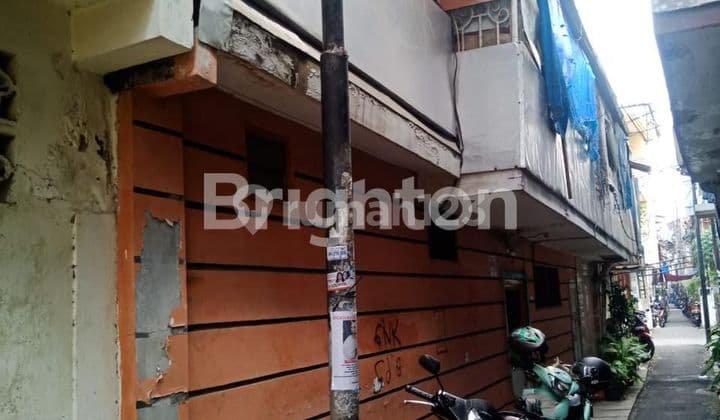 RUMAH TUA KARANG ANYAR JAKARTA