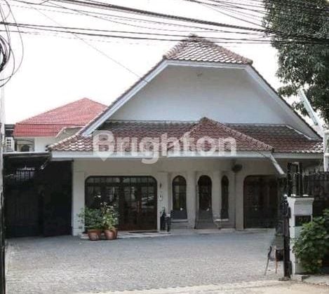 Rumah Strategis Menteng Jakarta Pusat