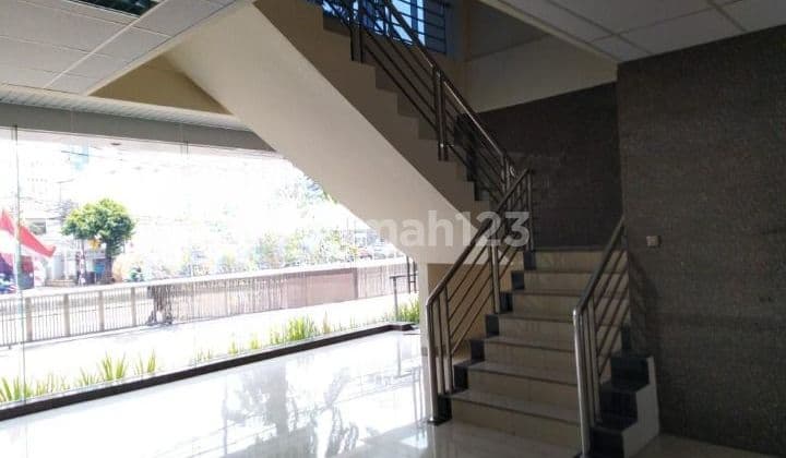 Dijual/Disewakan Gedung Siap Pakai