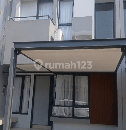 Translation: For Sale Furnished 2-Story House Tabebuya BSD City