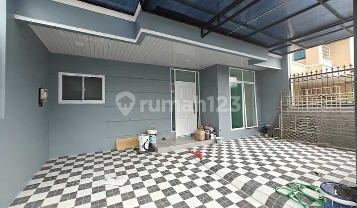 For sale, house in Garcia, Modernland, Tangerang City. Recently renovated.