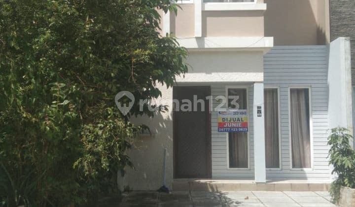 For Sale House in Modernland Cluster Vienna 2 Floors
