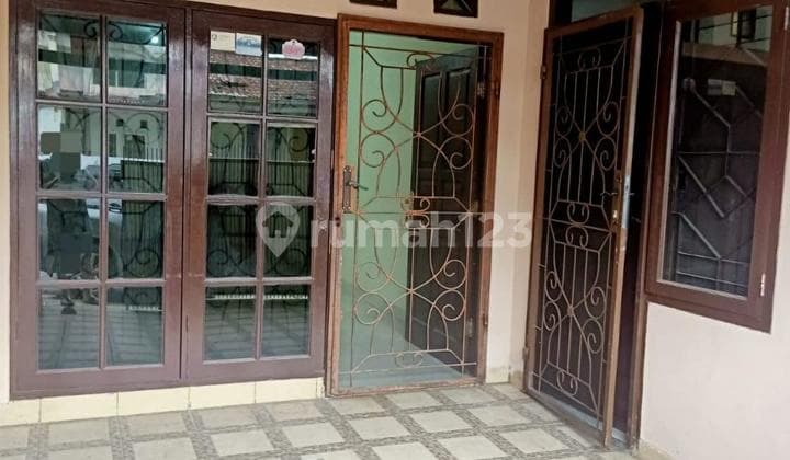 Dijual Rumah di Sektor 6, Gading Serpong