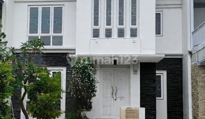 Rumah Siap Huni Bagus Murah 2 Lantai Kota Wisata Lt180 LB 169