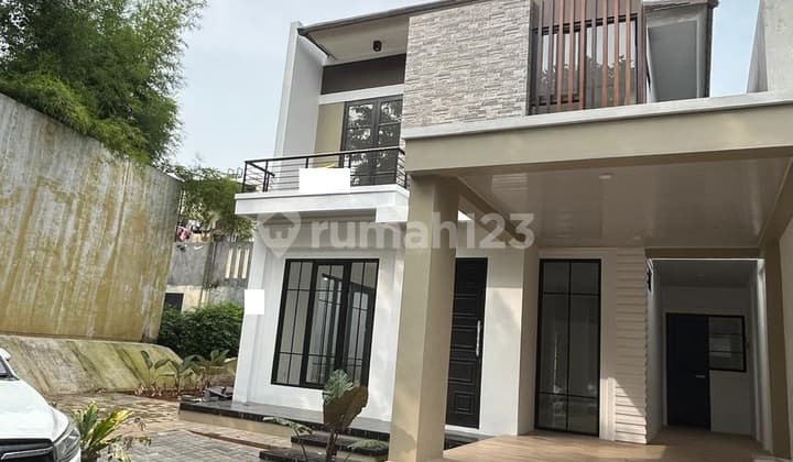 rumah 2 lantai baru renovasi dijual cepat dikota wisata