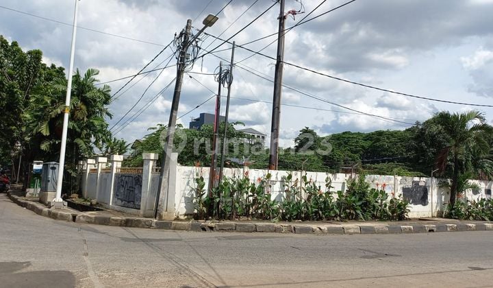 Tanah di Jln. Tanjung Barat Jaksel. 5000 SHM m²