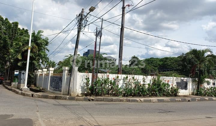 Tanah di Jln. Tanjung Barat Pasar Minggu Jaksel. 5000 SHM m²