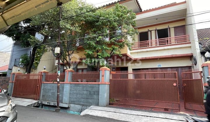 Dijual Rumah Bagus Strategis di Cipinang Jakarta Timur