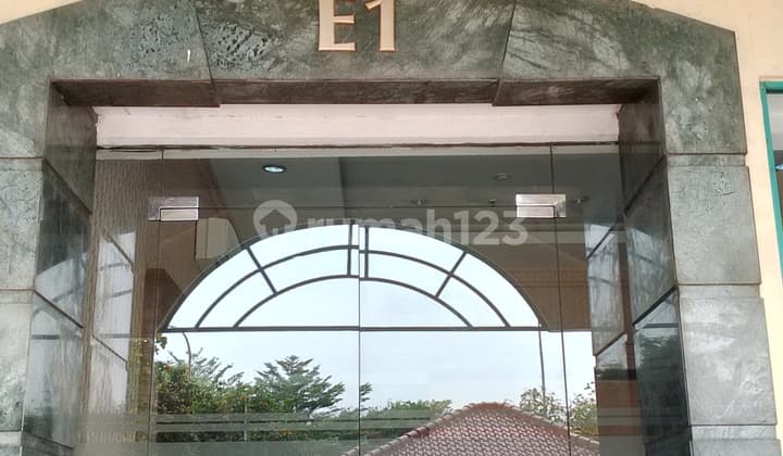 Apartment Unit For Sale At Graha Cempaka Mas. Spacious And Strategic In The Center Of Central Jakarta.