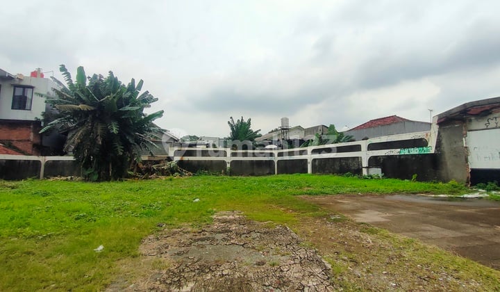 Jual Tanah Cocok untuk Usaha atau Lapangan Padel Lokasi Jalan Kancil Ampera Jaksel