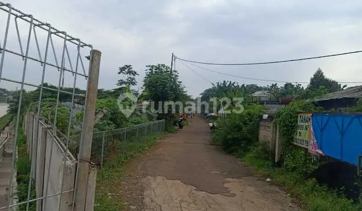 Land for Sale Below NJOP in Cirendeu Area, Right Beside the Toll Road.
