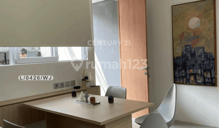 Rumah 2 Lantai Nyaman Siap Huni di Kebayoran Lama Jakarta Selatan