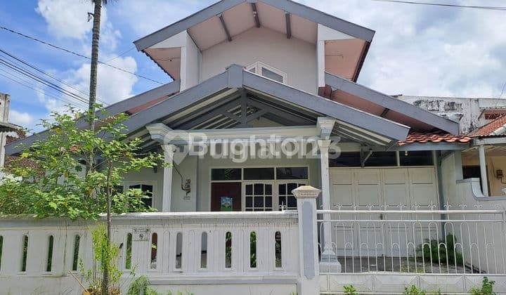 Rumah 2 lantai di Jl Kebun Jeruk kota Malang