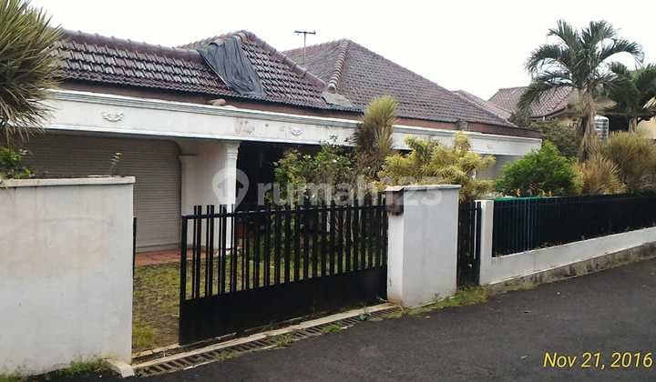 For Sale Classic House with Large Land in Kebayoran Lama, Jakarta