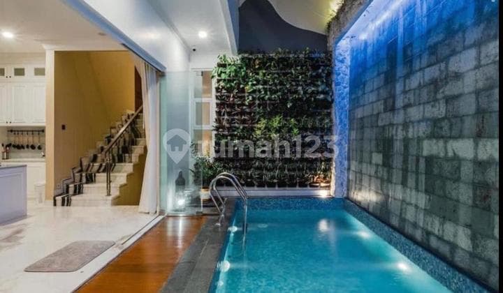 Dijual Rumah Hook Dg Kolam Renang Di Kebayoran Bintaro