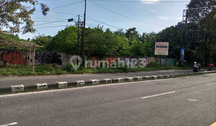 Tanah Luas Strategis Dekat Pakuwon Mall