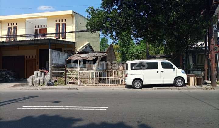 Tanah Strategis Di Depok Sleman, Pinggir Jalan Dekat Kampus