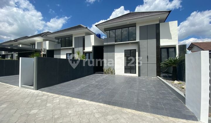 Rumah Baru Design Modern, Strategis Dekat Kampus Uii Yogyakarta
