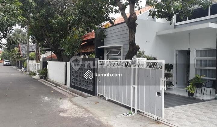 Rumah Baru Minimalis Mewah Dalam Komplek Yang Rapih Pesanggrahan