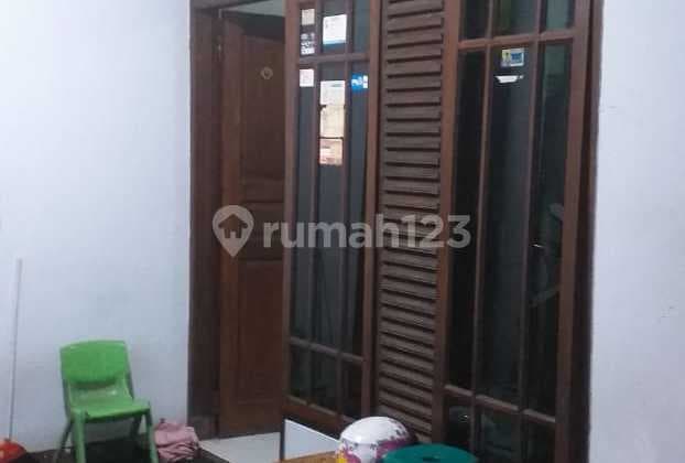 For sale ready-to-occupy nice house in Cipulir, Kebayoran Lama, Jakarta.