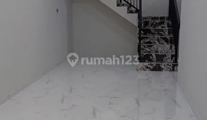 Disewakan Rumah Bagus Siap Huni Dekat Stasiun Prima Harapan Regency Bekasi Utara