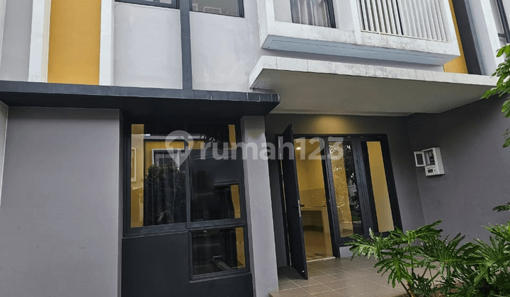 For Rent Semi Furnished House Baroni Cluster Summarecon Serpong