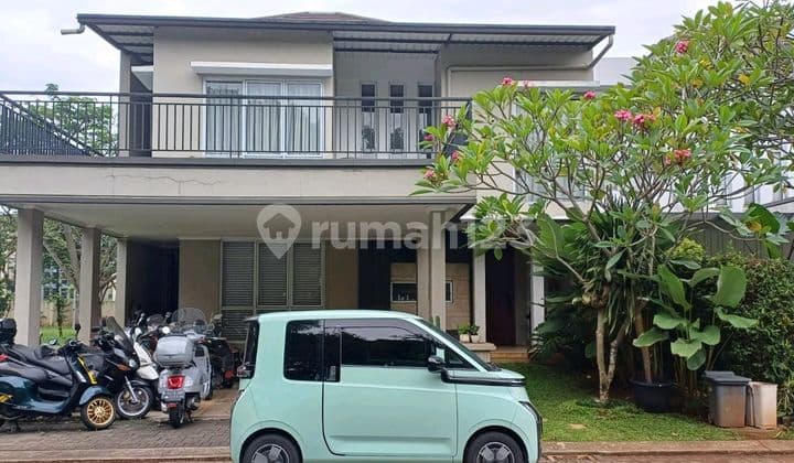 Rumah di Cajuputi Bsd City Hadap Taman Kondisi Bagus