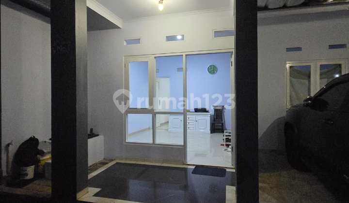 Turun Harga! Rumah Siap Huni Banget 2 LT di Cipayung - Lingkungan Aman, Nyaman & Strategis