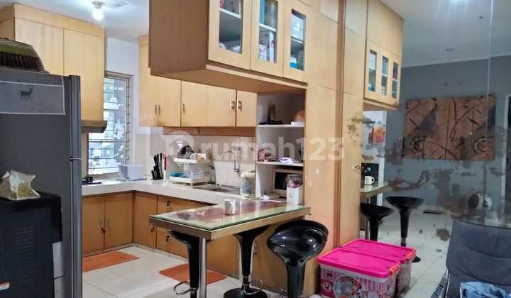 For Sale: Minimalist 2-Story Hook House in The Address Cibubur – Well-Maintained, Certified Title, Comfortable to Live In