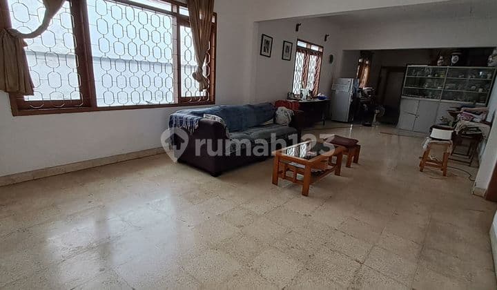 Rumah Kondisi Apa Adanya Area Guntur Jakarta Selatan