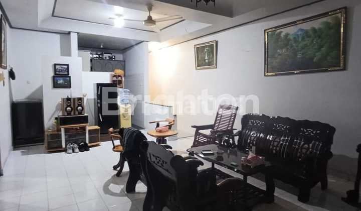 Strategic Investment Home with a Spacious Yard in Padangsambian Kaja, West Denpasar