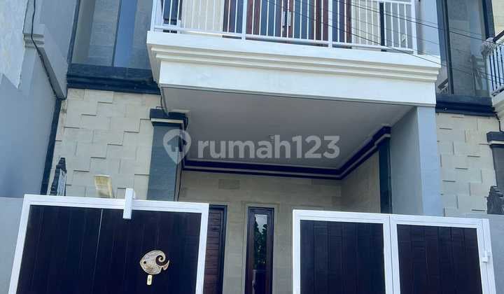 Rumah 2 Lantai Siap Huni Area Tukad Balian Renon Denpasar