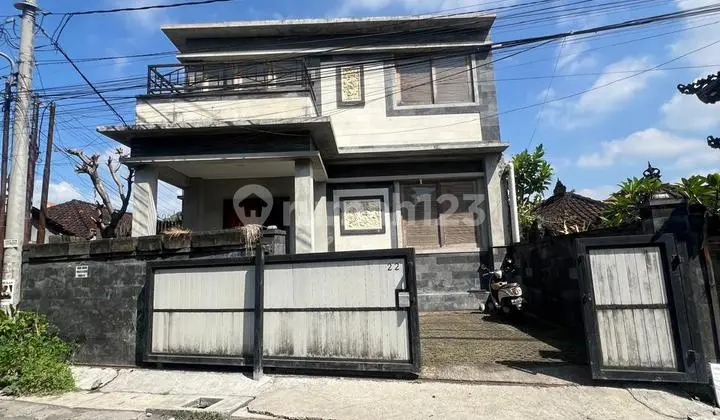 Semi-Villa 2-Story House in the Teuku Umar Area, West Denpasar