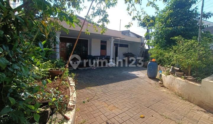 Rumah Jual Hadap Selatan SHM di Daerah Candisari, Semarang