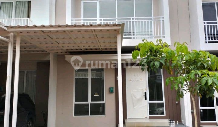 Rumah Jual SHM 2Lt di Paramount Village Manyaran , Semarang