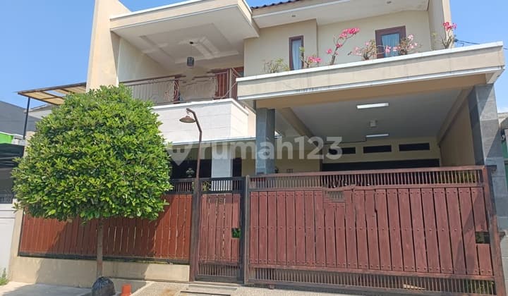 Rumah Jual Bagus Siap Pakai di Lamper Lor, Semarang Selatan