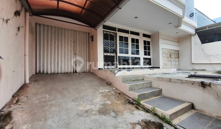 Rumah Sewa Kt 4+1 di Pondok Hasanudin, Semarang Utara