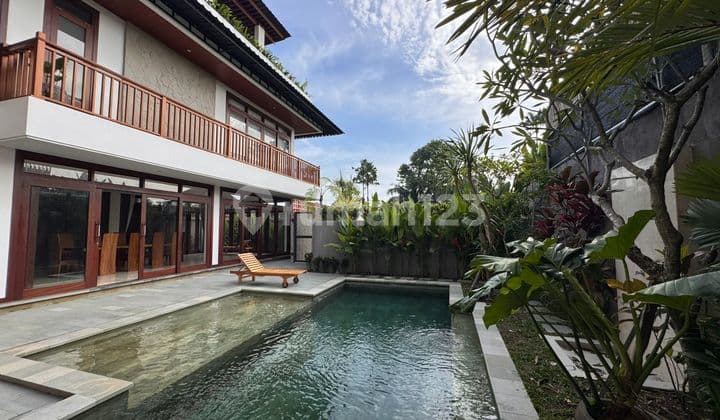 Rent/ Sewa Big Villa At Pererenan Canggu Kuta Bali