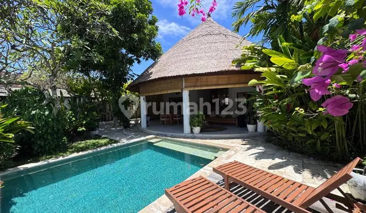 Rent/ Sewa Big Villa At Canggu Kuta Badung Bali