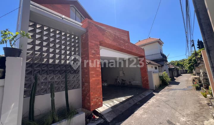 For Sale/Jual Villa Baru di Area Danau Tondano Sanur